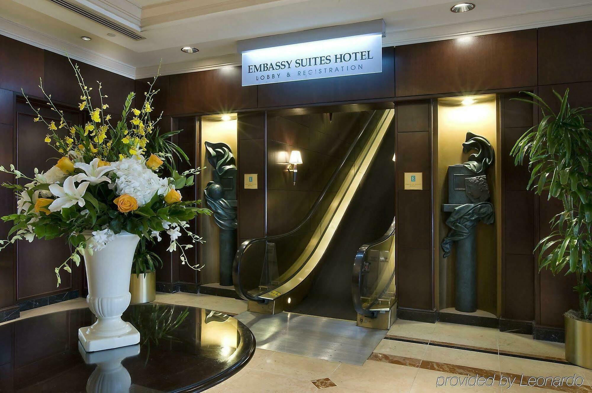 Embassy Suites By Hilton Washington Dc Chevy Chase Pavilion Interior foto
